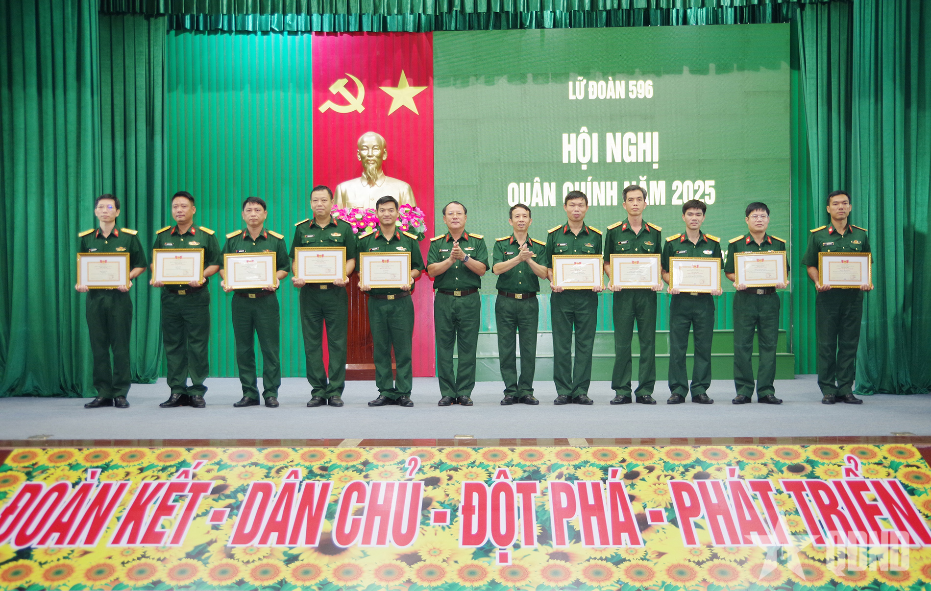 Lữ đoàn 596 thực hiện thắng lợi nhiệm vụ bảo đảm thông tin liên lạc